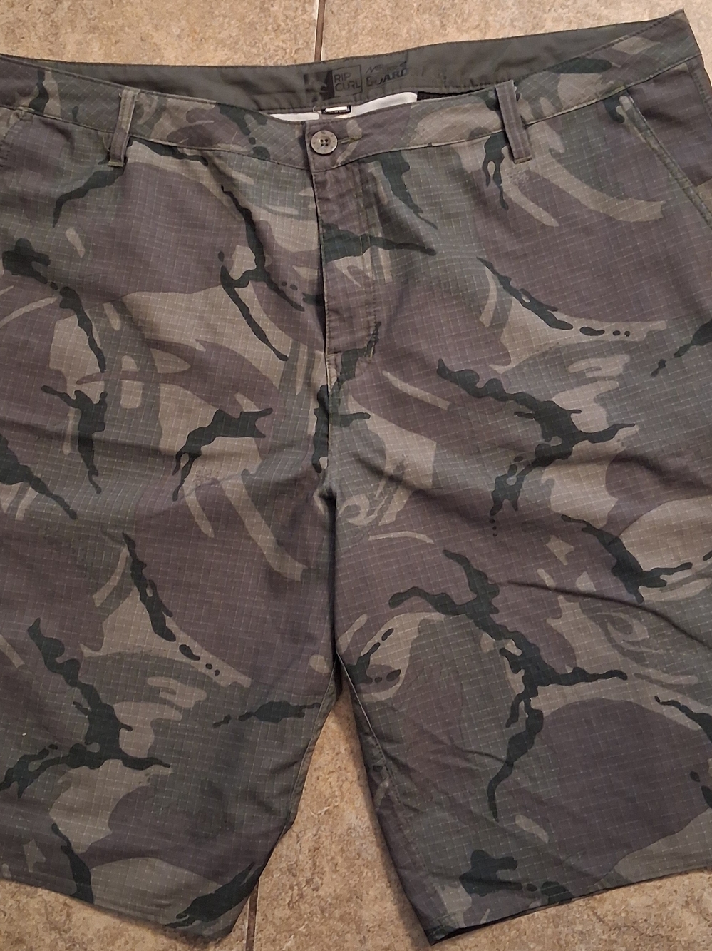 Rip Curl.Boardealk Camouflage Mens Shorts - Green Camo